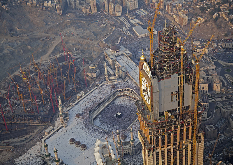 construccion rascacielos clock tower mecca